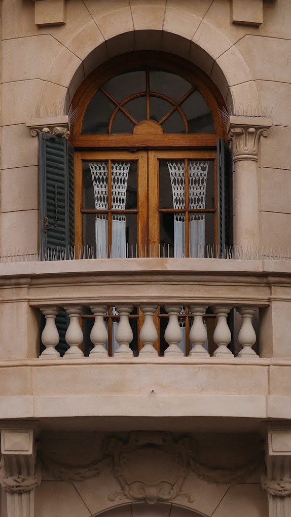 El balcón sobre la esquina